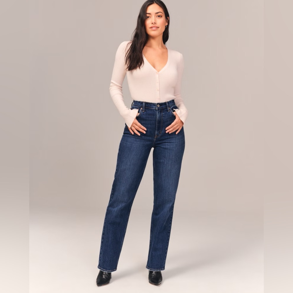 NEW: Abercrombie Curve Love Ultra High Rise 90s Straight Jean - Dark Blue
